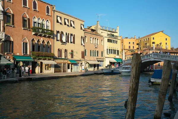 Venecia Italia Julio 2018 Casas Tiendas Cerca Del Puente Guglie — Foto de Stock