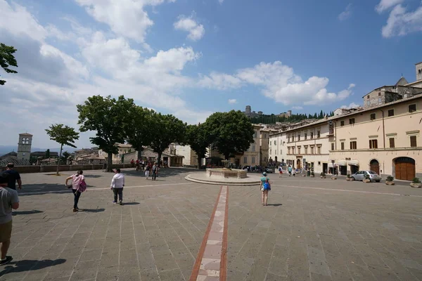 Assisi Italien Juli 2018 Utsikt Över Plaze Basilica Santa Chiara — Stockfoto
