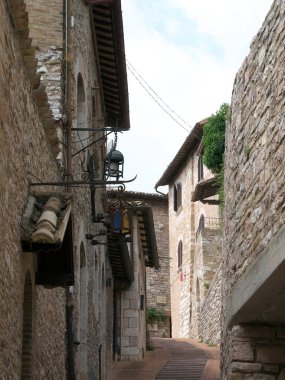 Assisi, İtalya-Temmuz 28, 2018: Assisi'da sokak görünümü 