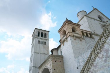 Assisi, İtalya-Temmuz 28, 2018: Basilica di San Francesco d'Assisi ya da Papalık Basilica of Saint Francis Assisi