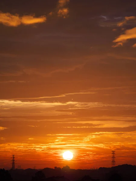 Токіо Японія Вересня 2018 Драматичне Небо Сходу Сонця Барвистими Хмарами — стокове фото