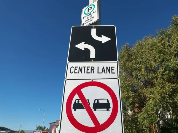 Whitehorse Canada September 2018 Center Lane Sign — Stock Photo, Image