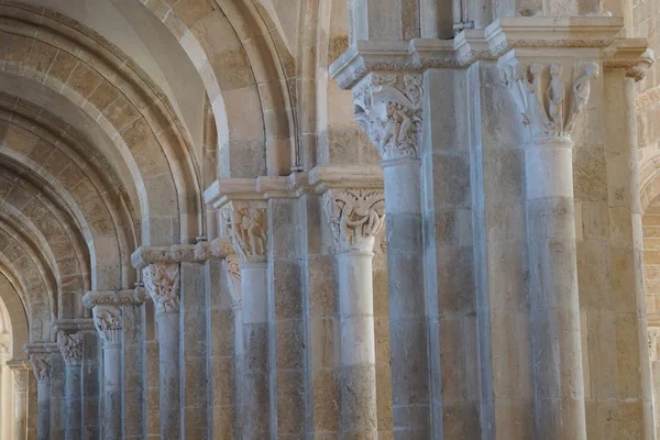 Vezelay Francia Octubre 2018 Interior Basílica Sainte Marie Madeleine Vezelay — Foto de Stock