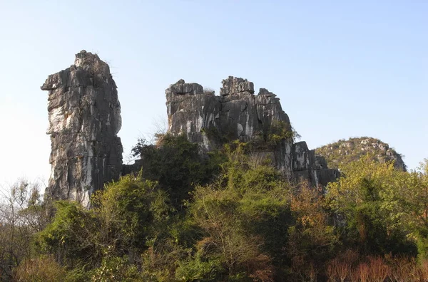 中国桂林 骆驼岩 它靠近桂林七星公园普陀山以南 — 图库照片