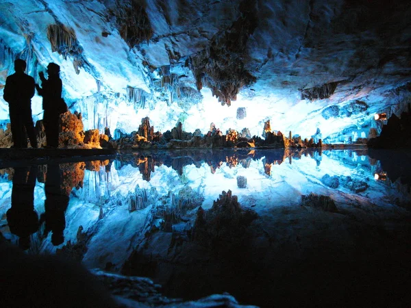 Guilin China Diciembre 2007 Cueva Flauta Caña Palacio Artes Naturales —  Fotos de Stock
