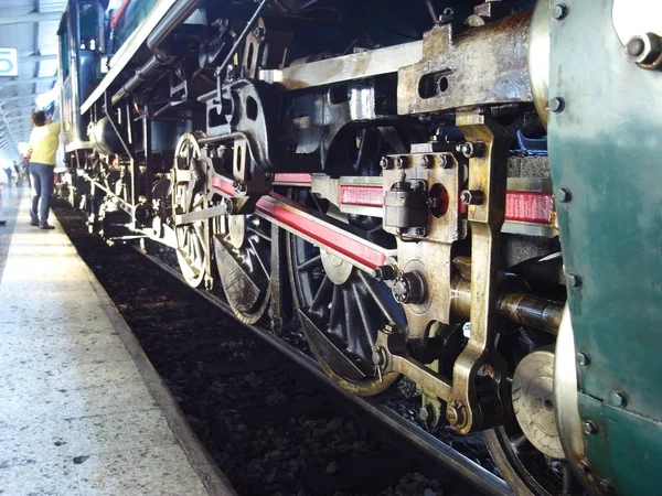 Bangkok Thailand December 2013 Aangedreven Wielen Van Een Locomotief Stoomtrein — Stockfoto