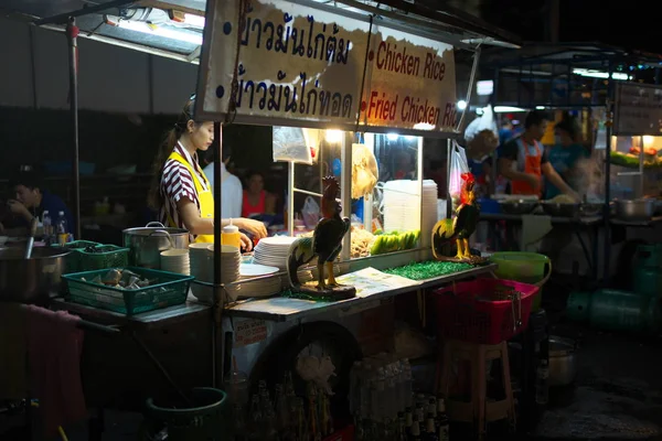 Бангкок Таїланд Грудень 2018 Курка Рисом Продаються Вуличних Продавців Surawong — стокове фото
