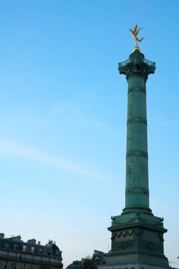 Paris, Fransa-Ekim 17, 2018: Temmuz sütun, Place de la Bastille de Paris 