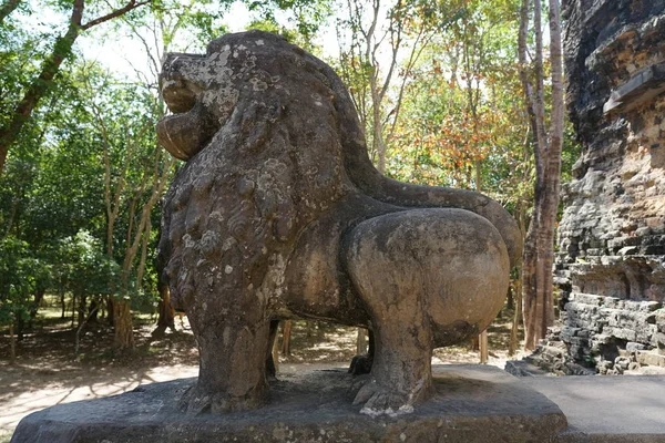 Kampong Thom Kambodscha Januar 2019 Eine Löwenstatue Prasat Tao Sambor — Stockfoto