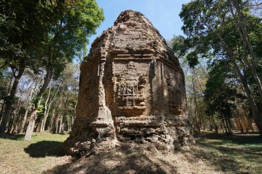 Kampong Thom, Kamboçya-Ocak 12, 2019: Prasat Evet Sambor olduğunuzu Kuk Kamboçya'Puon sekizgen kulesinde