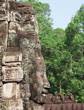 Siem Reap, Kamboçya-Januay 11, 2019: Bayon, Angkor Thom, Siem Reap Bodhisattva tatlı yüz
