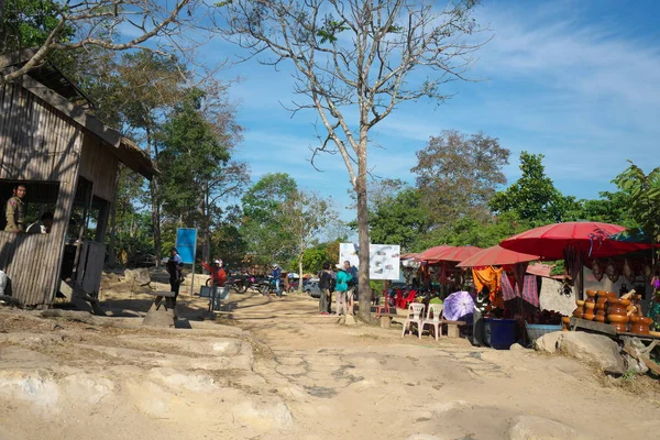 Preah Vihear Kambodzsa Január 2019 Parkolás Ellenőrzőpont Preah Vihear Temple — Stock Fotó