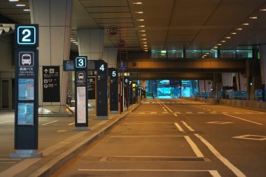 Chiba,Japonya-24 Haziran 2019: Narita Dış Hatlar İkinci Terminal Otobüs Durakları sabah Erken