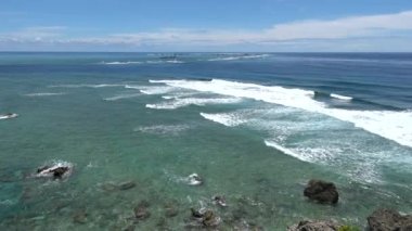 Miyako adası, Japonya-26 Haziran 2019: Pasifik okyanusu Miyako adasındaki Higashi Hennazaki'den görüntülendi, Okinawa