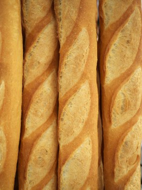 Tokyo,Japonya-5 Haziran 2019: Fransız ekmeği veya Baget ekmeğinin yakın çekimi