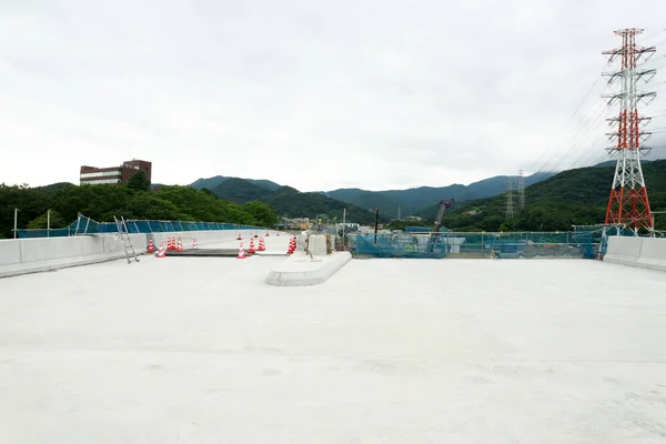 神奈川県 2019年7月19日 新東名高速道路 大山インターチェンジ工事中 — ストック写真