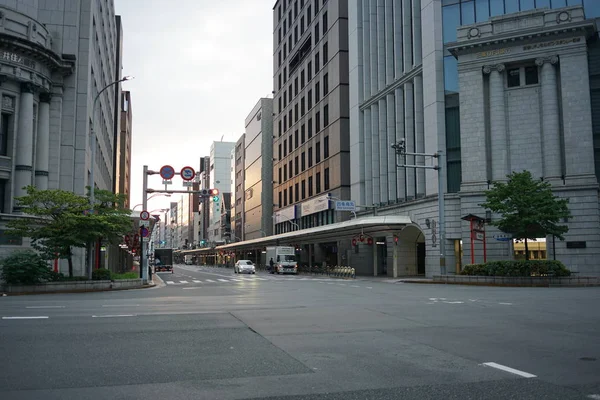 Kyoto Japán Július 2019 Shijo Karasuma Kereszteződés Kiotóban Hajnalban — Stock Fotó