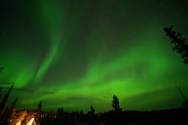 Yellowknife Canadá Agosto 2019 Aurora Boreal Luzes Norte Observadas Yellowknife — Fotografia de Stock