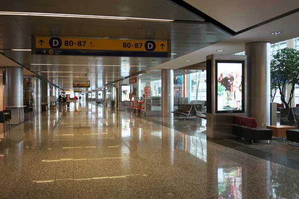 Calgary Canada Settembre 2019 Cancelli Delle Partenze Internazionali Dell Aeroporto — Foto Stock