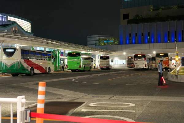 Tokió Japán 2019 Szeptember Forgalmas Shinjuku Expressway Buszpályaudvar Éjfélkor — Stock Fotó