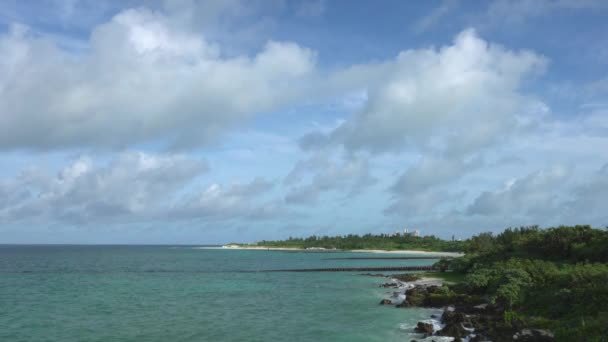 Okinawa Japón Junio 2020 Hermosa Playa Yonahamaehama Vista Desde Puente — Vídeos de Stock