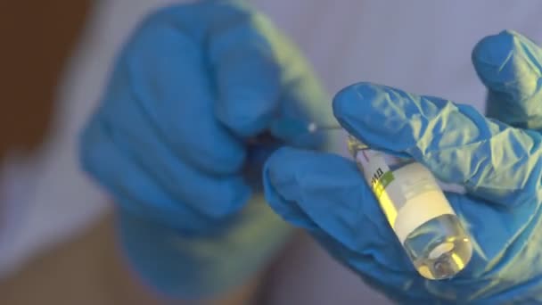 Syringe Disposable Medical Medicine Squeezed Out Syringe Drip Drops Syringe — Stock Video