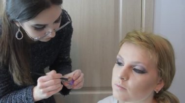 Profesyonel göz makyajı