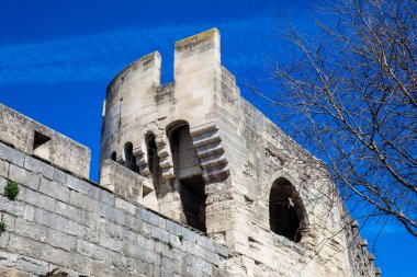 Ortaçağ Fransız Provence, Avignon şehir taş duvar inşa