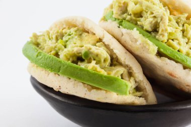 Reina pepiada denilen tipik Venezuela arepa