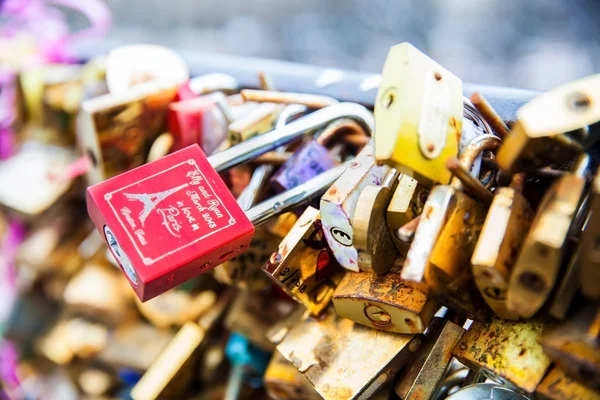 Paris Franciaország Március 2018 Közelről Szeretet Zárolja Pont Neuf Párizs — Stock Fotó