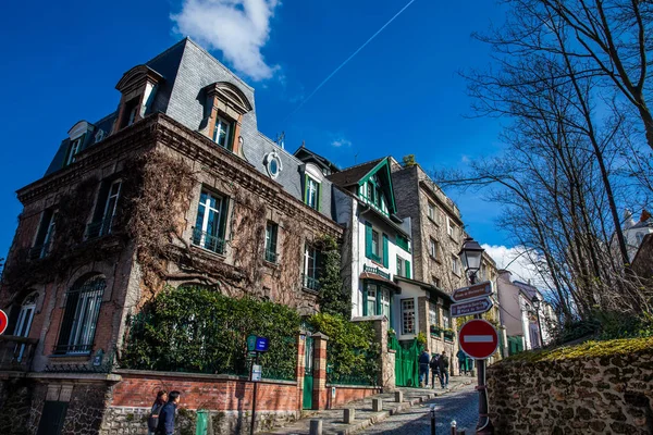 Париж Франция Март 2018 Угол Крутых Улицах Знаменитого Района Монмартр — стоковое фото