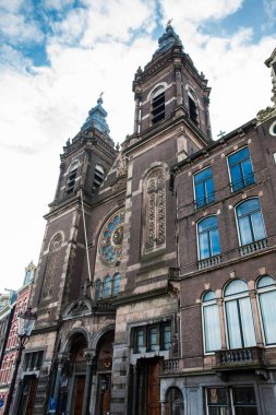 Saint Nicholas Amsterdam'da eski merkezi bölgede Bazilikası
