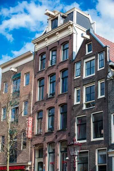 Amsterdam Nizozemsko Březen 2018 Krásná Architektura Staré Čtvrti Amsterdamu — Stock fotografie