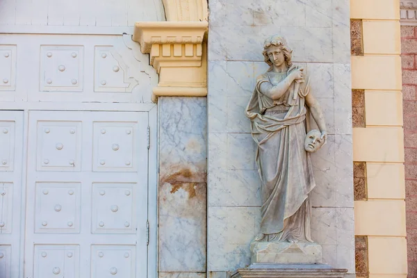 Cartagena Indias Colombia Augusti 2018 Melpomene Muse Staty Fasaden Adolfo — Stockfoto