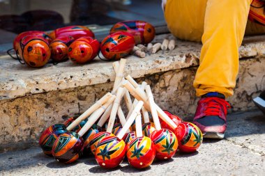 Yapma ve Marakas Cartagena de Indias duvarlı City satış Handicraftsman