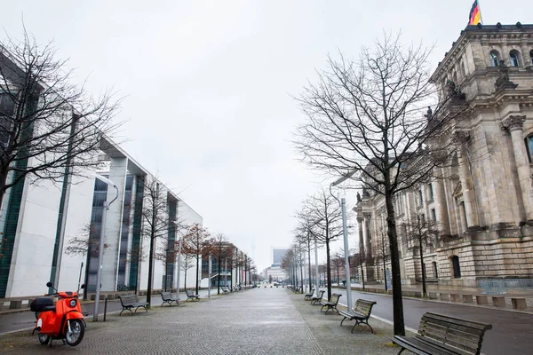 Paul Lobe Allee Einem Kalten Ende Des Wintertages — Stockfoto