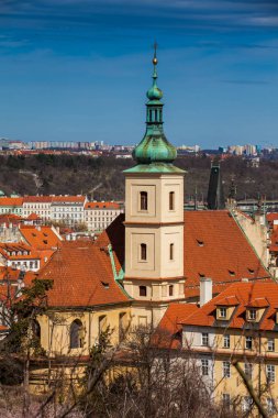 Our Lady Victorious Discalced Carmelite Kilisesi de Prag eski şehir, Bebek İsa'nın Prag Mala Strana Tapınağı denir