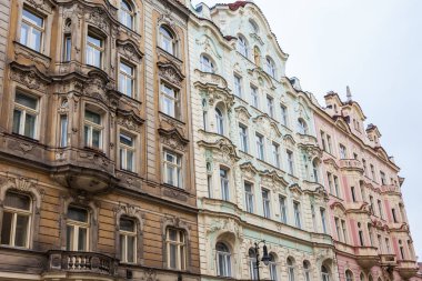 Güzel mimarisi, Prag eski şehir binaları