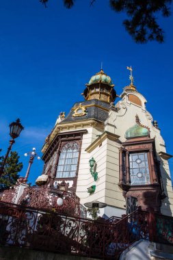 Hanavsky Pavilion Prag Letna parkta bulunan 1891 yılında dökme demir bir yapı inşa