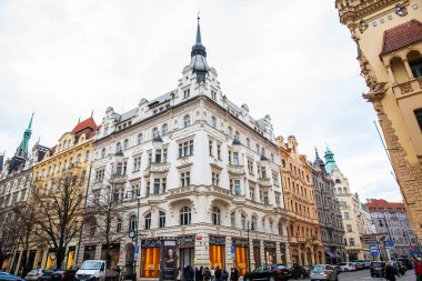 Prague, Çek Cumhuriyeti - Nisan, 2018: güzel mimarisi, Prag eski şehir binaları