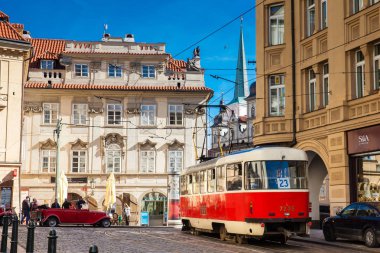 Prague, Çek Cumhuriyeti - Nisan, 2018: güzel Prag eski şehir