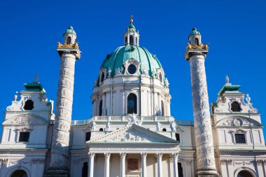 Saint Charles kilise Karlsplatz 1737 üzerinde inşa Viyana'da Güney tarafında bulunan
