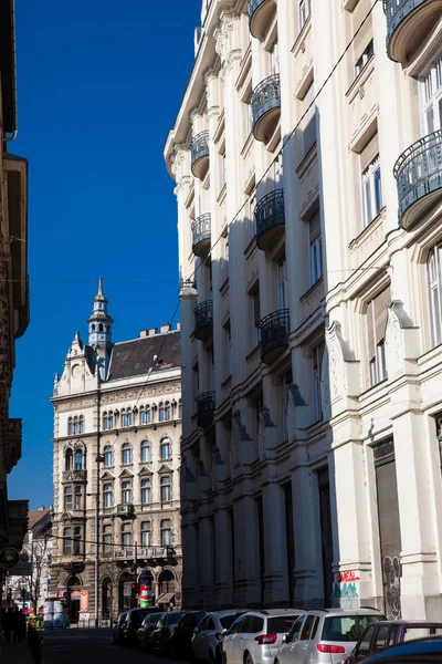 Архитектура зданий в центре Будапешта — стоковое фото