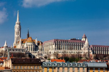 Tuna Nehri Budapeşte şehrinde bir güzel erken Bahar günde Buda Bankası görünümü