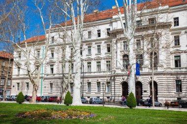 Hırvatistan'ın başkenti Zagreb'in en eski aşağı kasabası olan güzel Zrinjevac parkında baharın başlangıcı