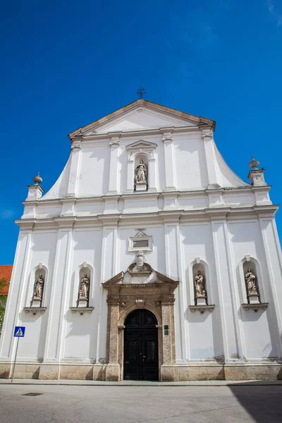 Iglesia histórica de Santa Catalina de Alejandría terminada en 1632 en Zagreb — Foto de Stock
