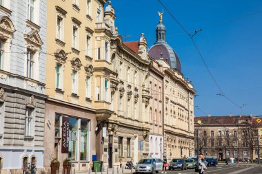 Hırvatistan'ın başkenti Zagreb'in aşağı kasabasında güzel antik mimari ve sokaklar