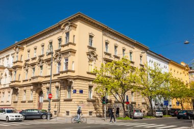 Hırvatistan'ın başkenti Zagreb'in aşağı kasabasında güzel antik mimari