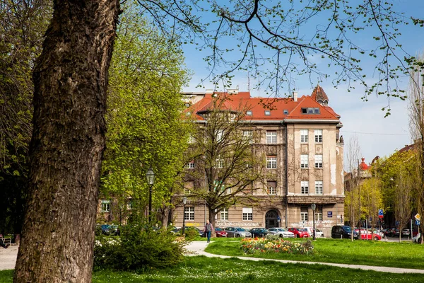 Zagreb Croatia Abril 2018 Belo Parque Arquitetura Dos Edifícios Redor — Fotografia de Stock