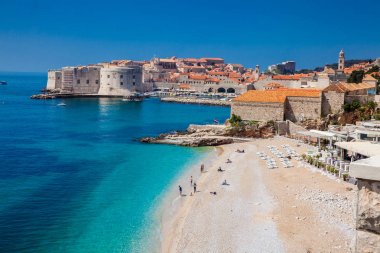 Güzel Banje Plajı ve Dubrovnik şehri